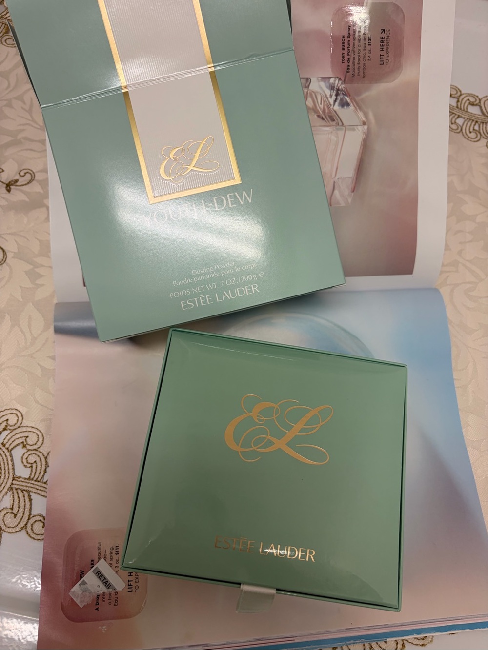 Estee Lauder Youth-Dew dusting powder - Mint Green & Gold Accents new in box